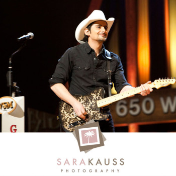 brad_paisley_opry-4