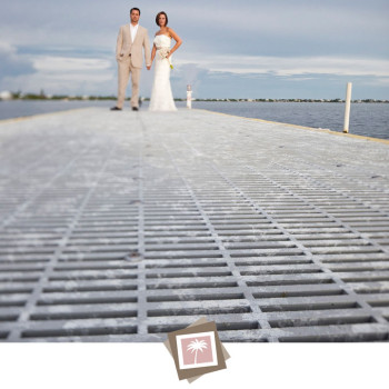 florida-keys-backyard-wedding-18_dock-photos