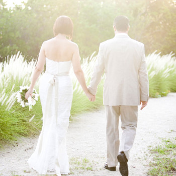 florida-keys-backyard-wedding-34_ceremony