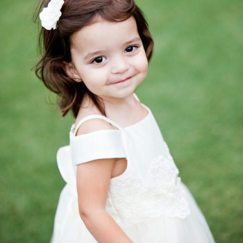 admirals_cove_wedding_18_flower-girl1