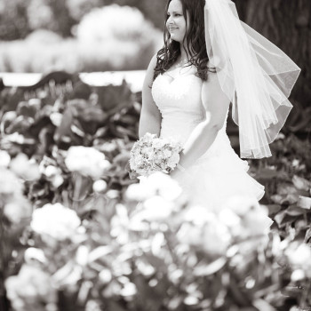 milwaukee-wisconsin-wedding-10-bride-boerner-botanical-garden