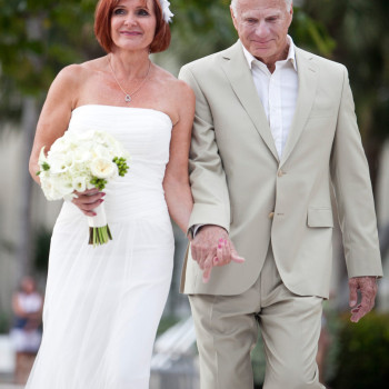 key-west-wedding_16_beach-ceremony