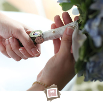 key_west_wedding_2_personalized_bouquet_charm
