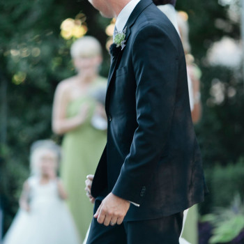 tennessee_wedding_photographer_27_walking_down_isle