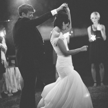tennessee_wedding_photographer_48_black_and_white_first_dance