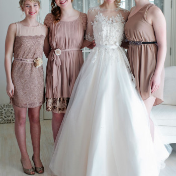 winter_wedding_24_champagne_bridesmaids_dresses