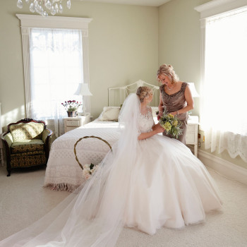 winter_wedding_26_mother_daughter_wedding