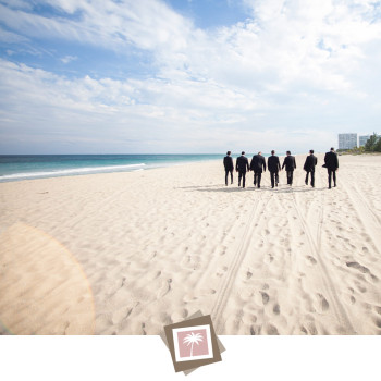 fort-lauderdale-photographer-12_beach_groomsmen