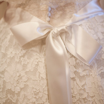 ritz-carlton-wedding-3-lace-dress-bow