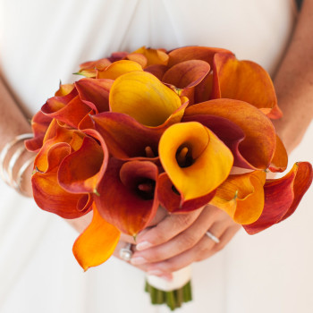 key-west-wedding-38_bride-bouquet