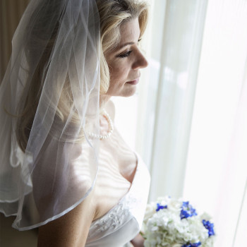 seagate-hotel-wedding_14_bride