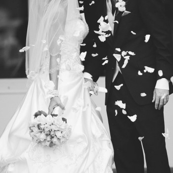 admirals-cove-wedding_28-wedding-photo-with-flower-petals