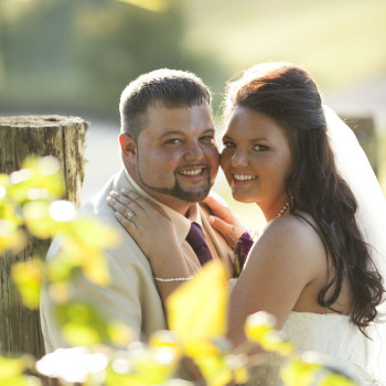 nashville-wedding-owen-farm-25-bride-and-groom-photos-in-natural-light
