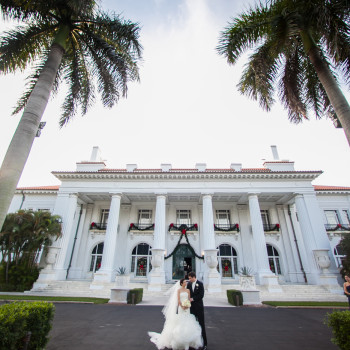 flagler-museum-wedding-26_front-of-house_bride-groom