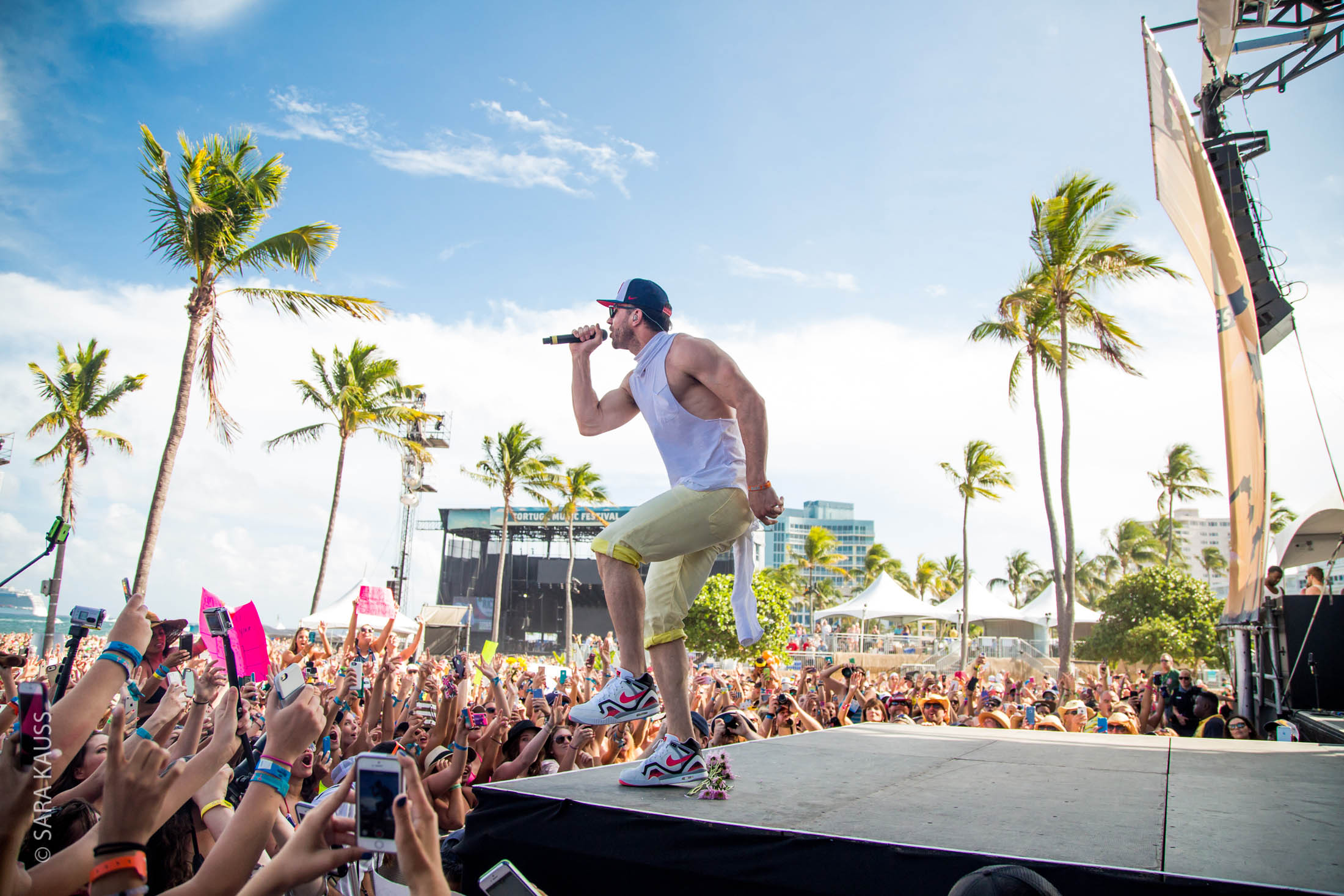 Sam Hunt Tortuga Festival Rock The Ocean Country Music Concert by Sara Kauss Sara Kauss