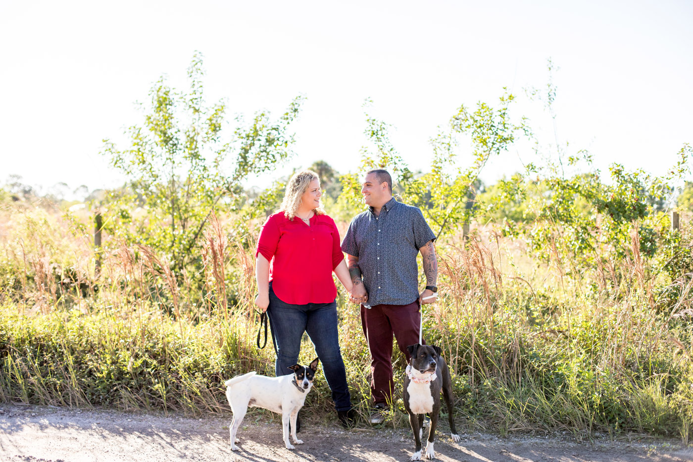 Engagement Session with Dogs | by Sara Kauss Photography