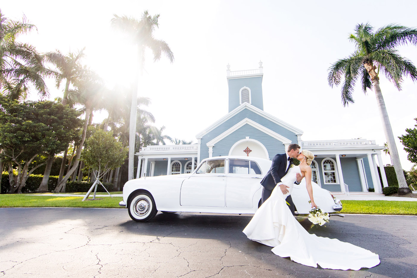 Elegant Palm Beach Wedding at Royal Poinciana Chapel | Sara Kauss Photography