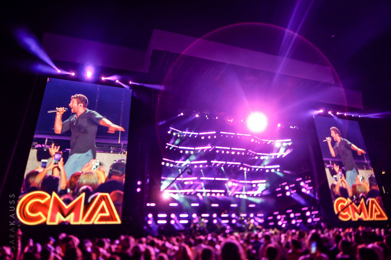 Brett Eldredge at CMA Fest | CMT Music Awards | 2016 Country Music Festival | Sara Kauss Photography